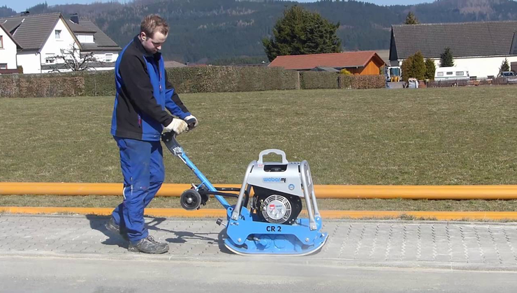 Bodenverdichter CR 2