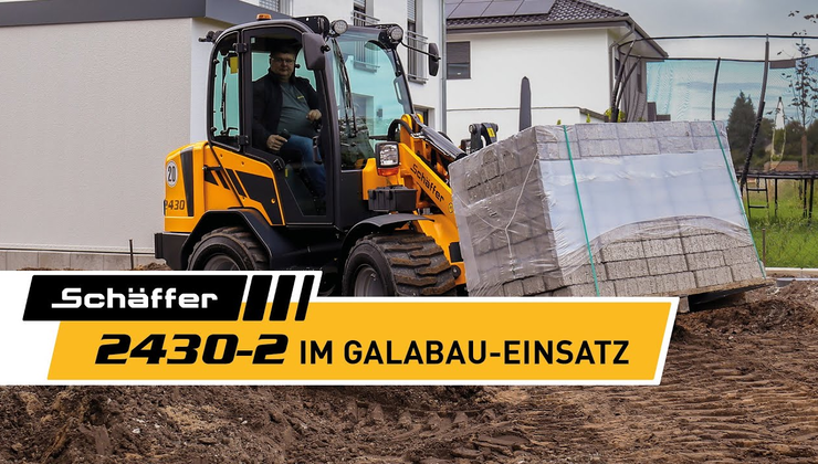 Schäffer Radlader 2430-2 im GaLaBau-Einsatz
